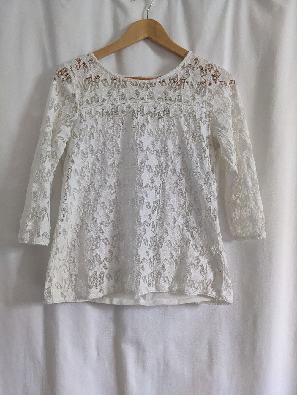 Ladies Fat Face Ivory Star Pattern Lace Layer Top Size 6 Button Back Casual